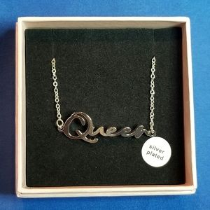 IZZY & LIV Queen Script Bracelet Is A Silver-Plated Accessory Showcases "Queen"